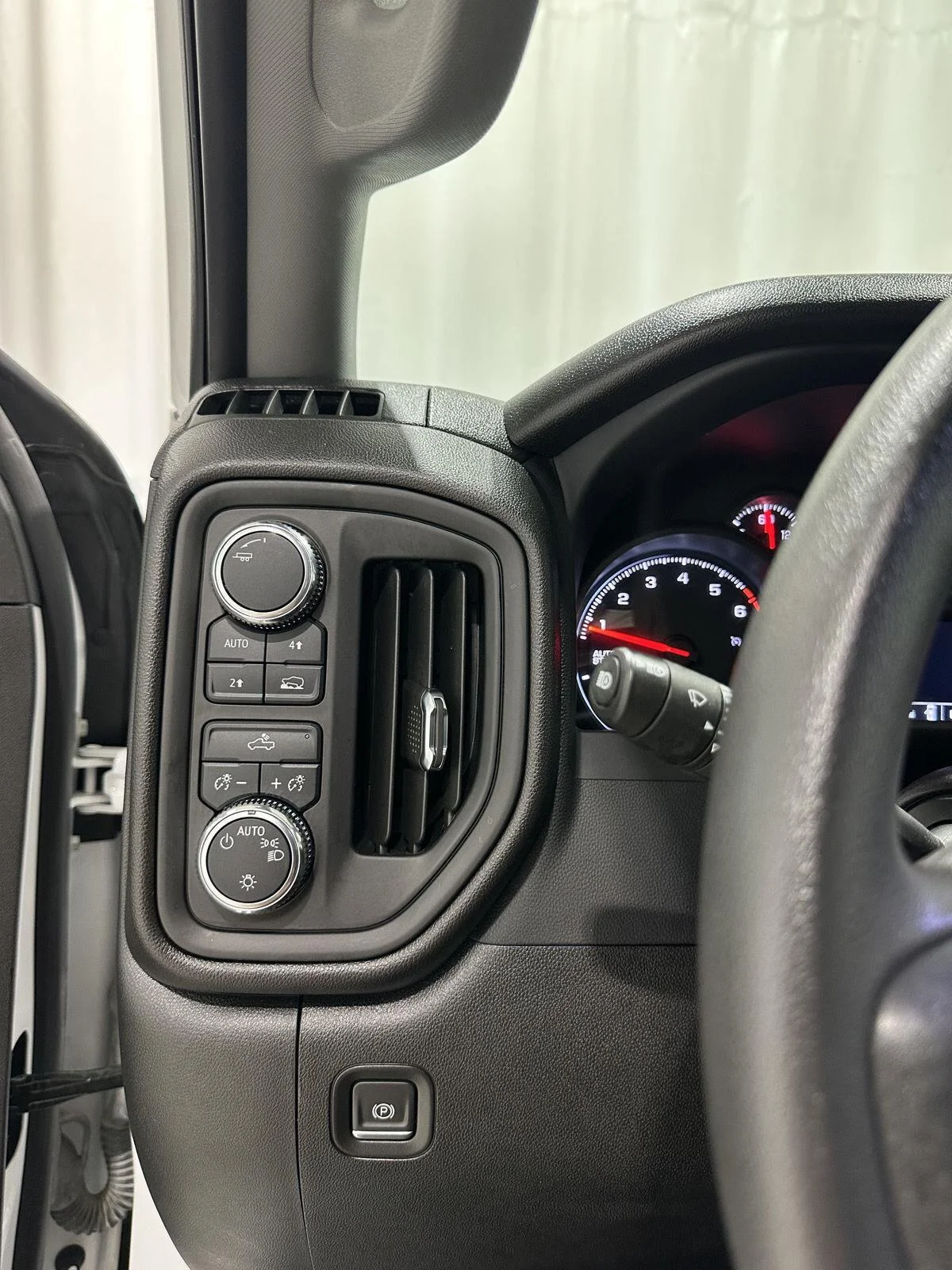 Used 2024 Summit White GMC Pro image 13
