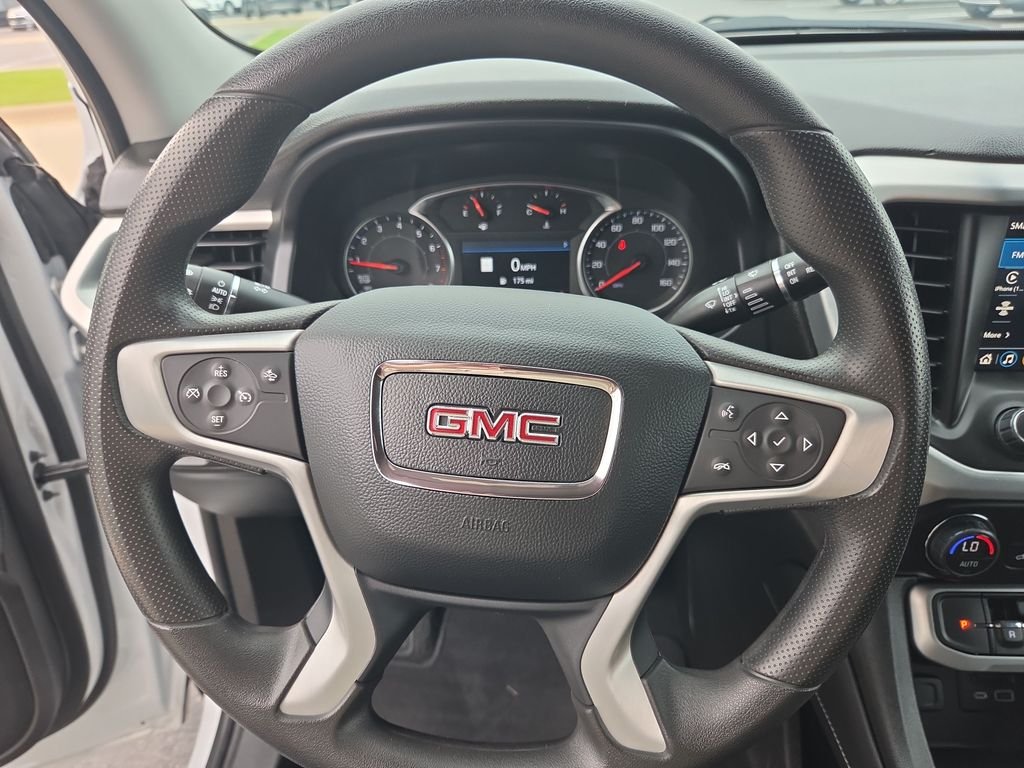 Used 2023 White GMC SLE image 13