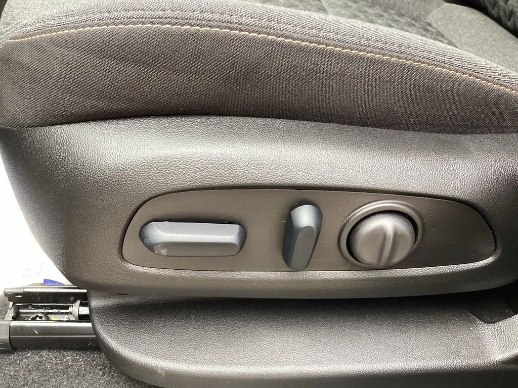 Used 2024 Sterling Gray Metallic Chevrolet LT image 34