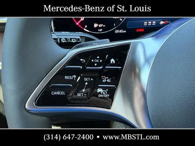New 2026 Graphite Grey Metallic Mercedes-Benz GLC 300 image 13