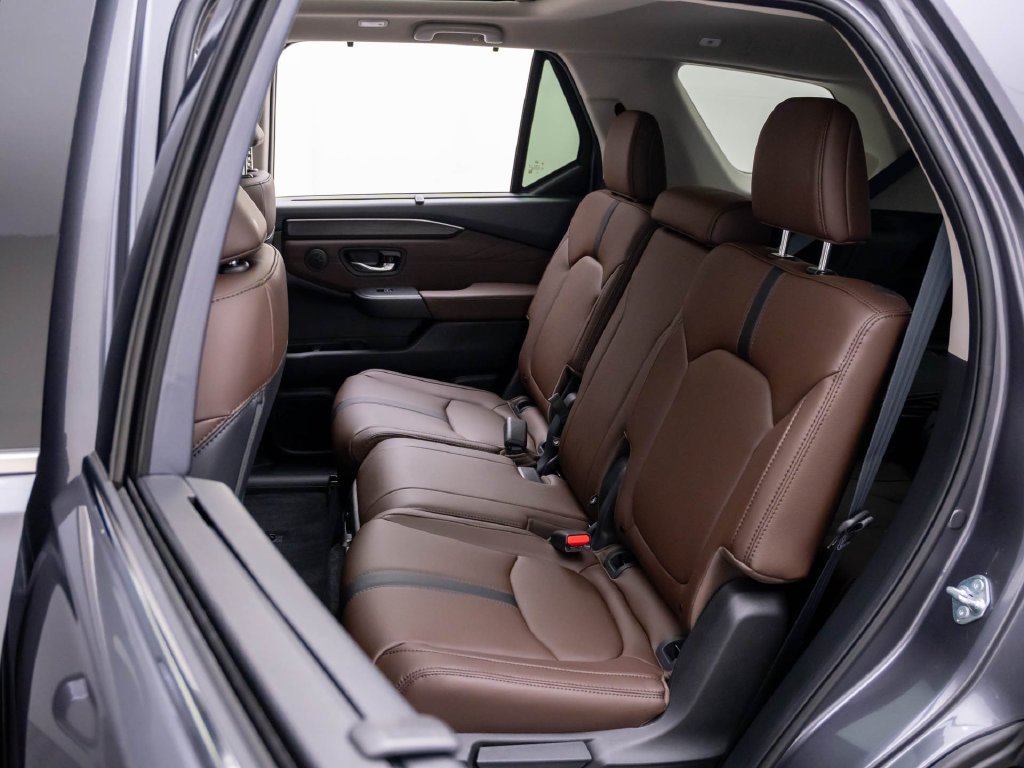 2026 Honda Pilot Touring - Photo 18