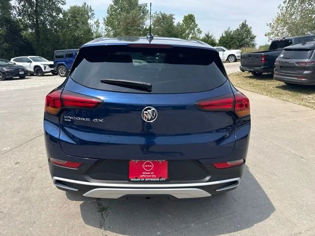 Used 2023 Blue Buick Preferred image 6