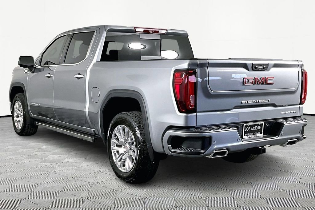 Used 2025 Sterling Metallic GMC Denali image 4