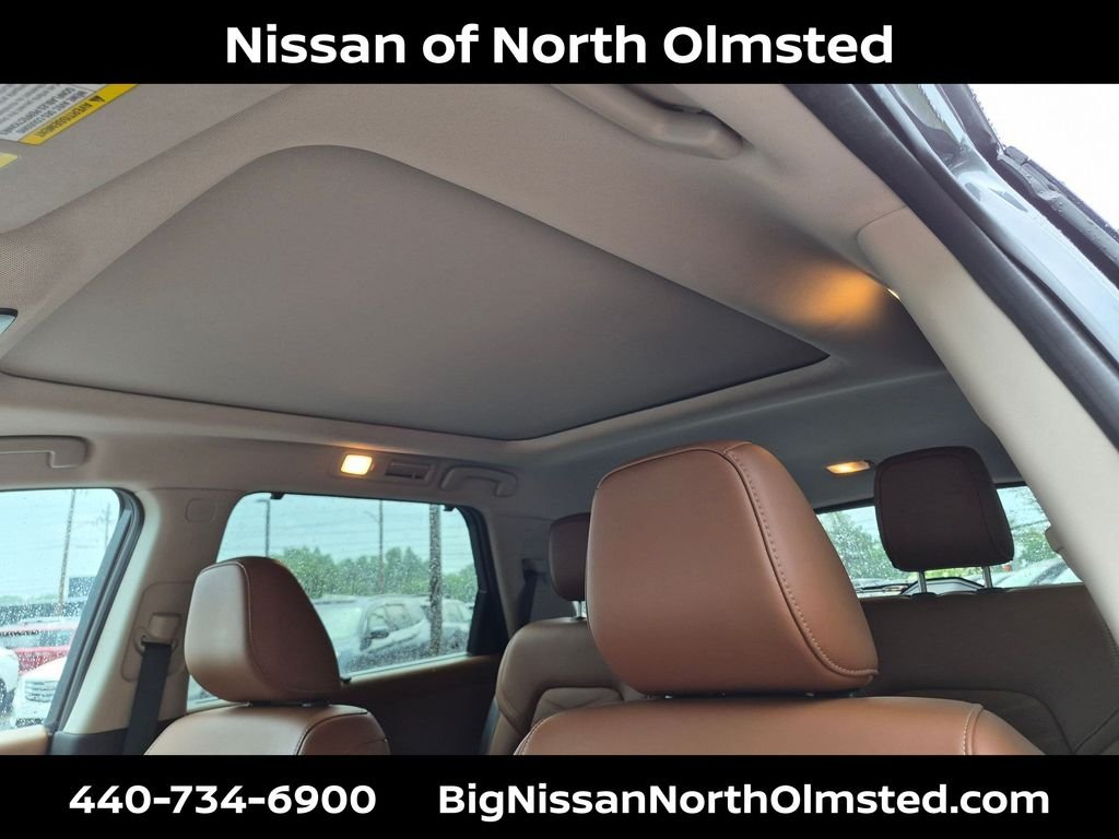 Certified Used 2024 Gun Metallic Nissan Platinum image 24