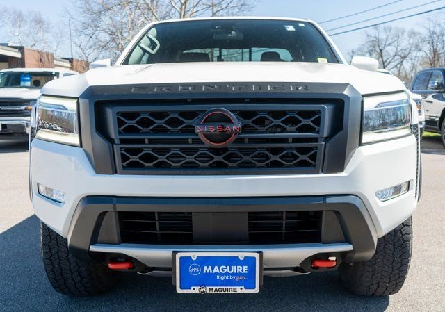 Used 2023 White Nissan PRO-4X image 3