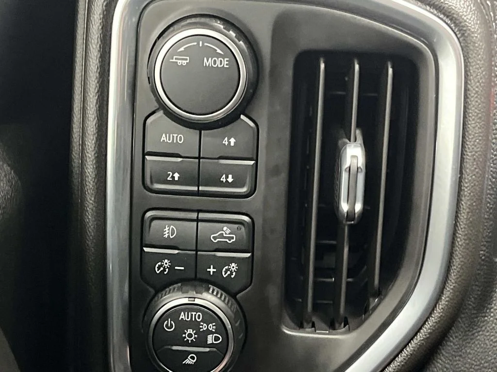 Used 2022 Black Chevrolet LTZ image 29