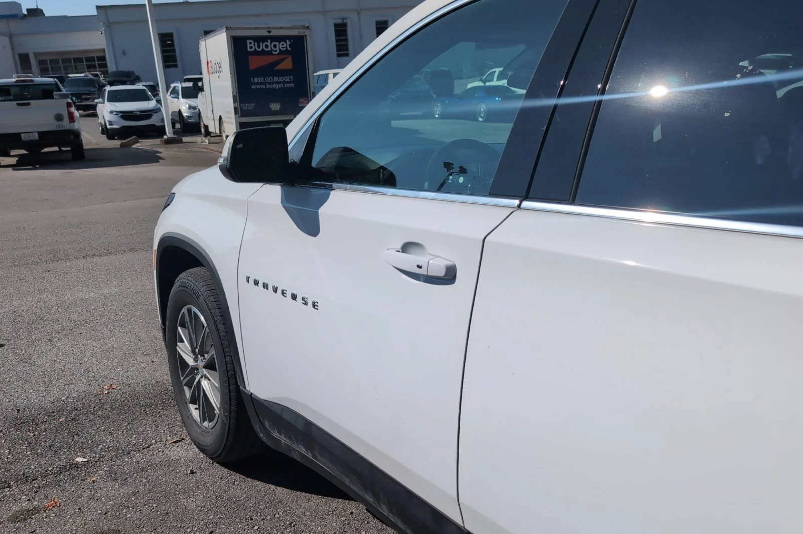 Used 2023 SUMMIT WHITE Chevrolet LT Cloth image 9