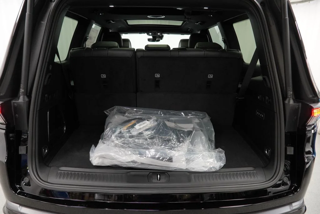 New 2026 High Gloss Black Exterior Paint Jeep Limited Altitude image 32