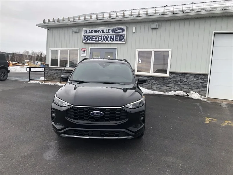 Used 2023 Black Ford ST-Line Select image 1