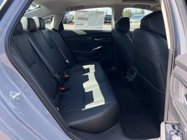 New 2026 Urban Gray Pearl Honda Touring image 11