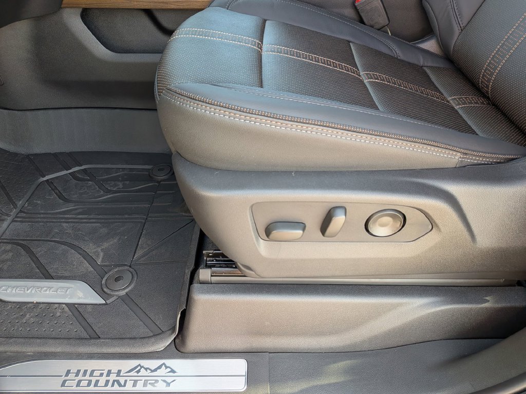 2026 Chevrolet Silverado 1500 High Country - Photo 14