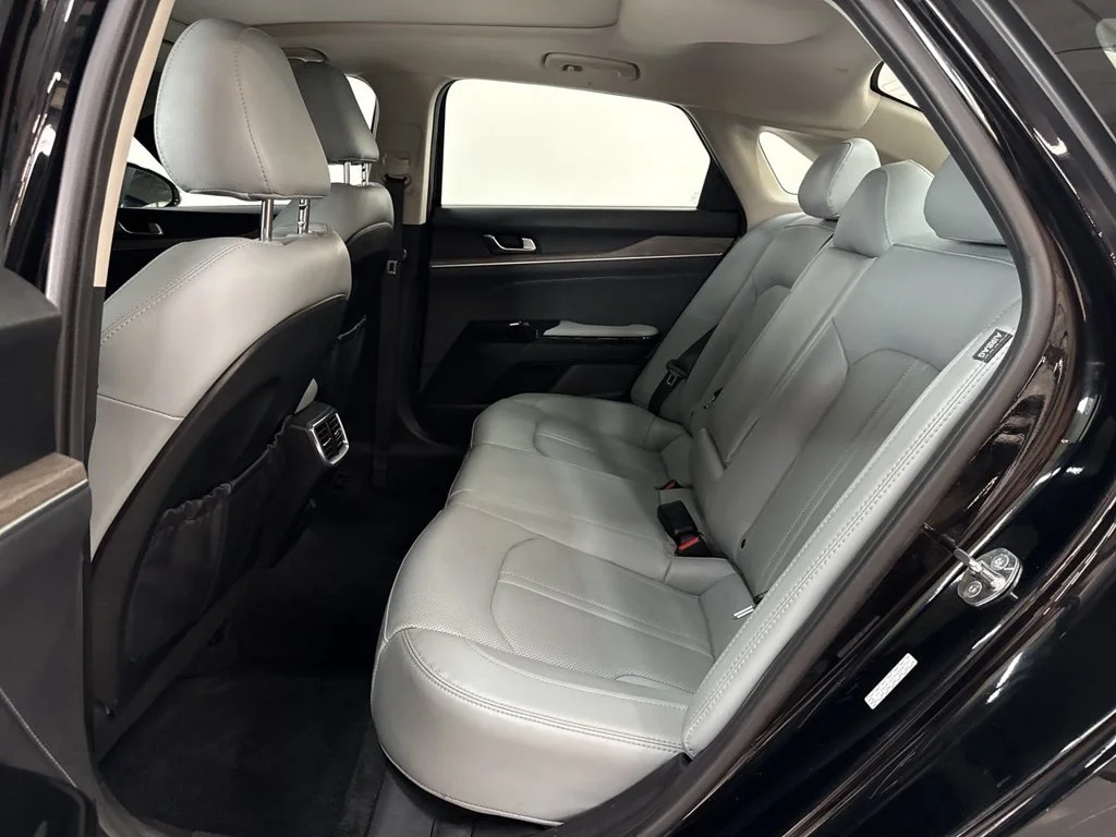 Used 2024 Ebony Black Kia EX image 16