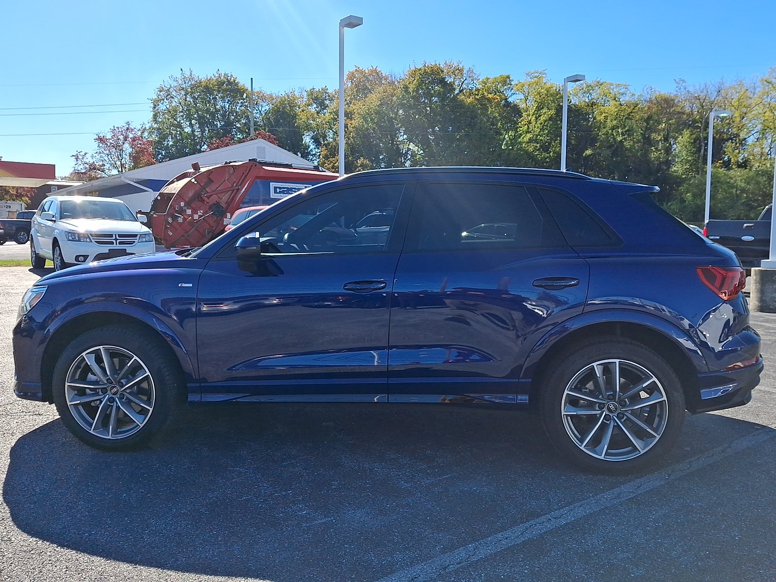 2024 Audi Q3 Premium Plus 45 TFSI S line photo 3