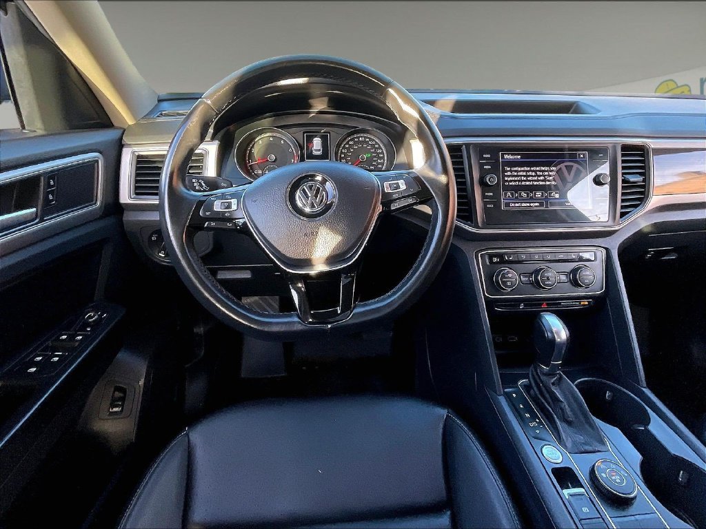 Used 2019 Gray Volkswagen 3.6L V6 SE image 17