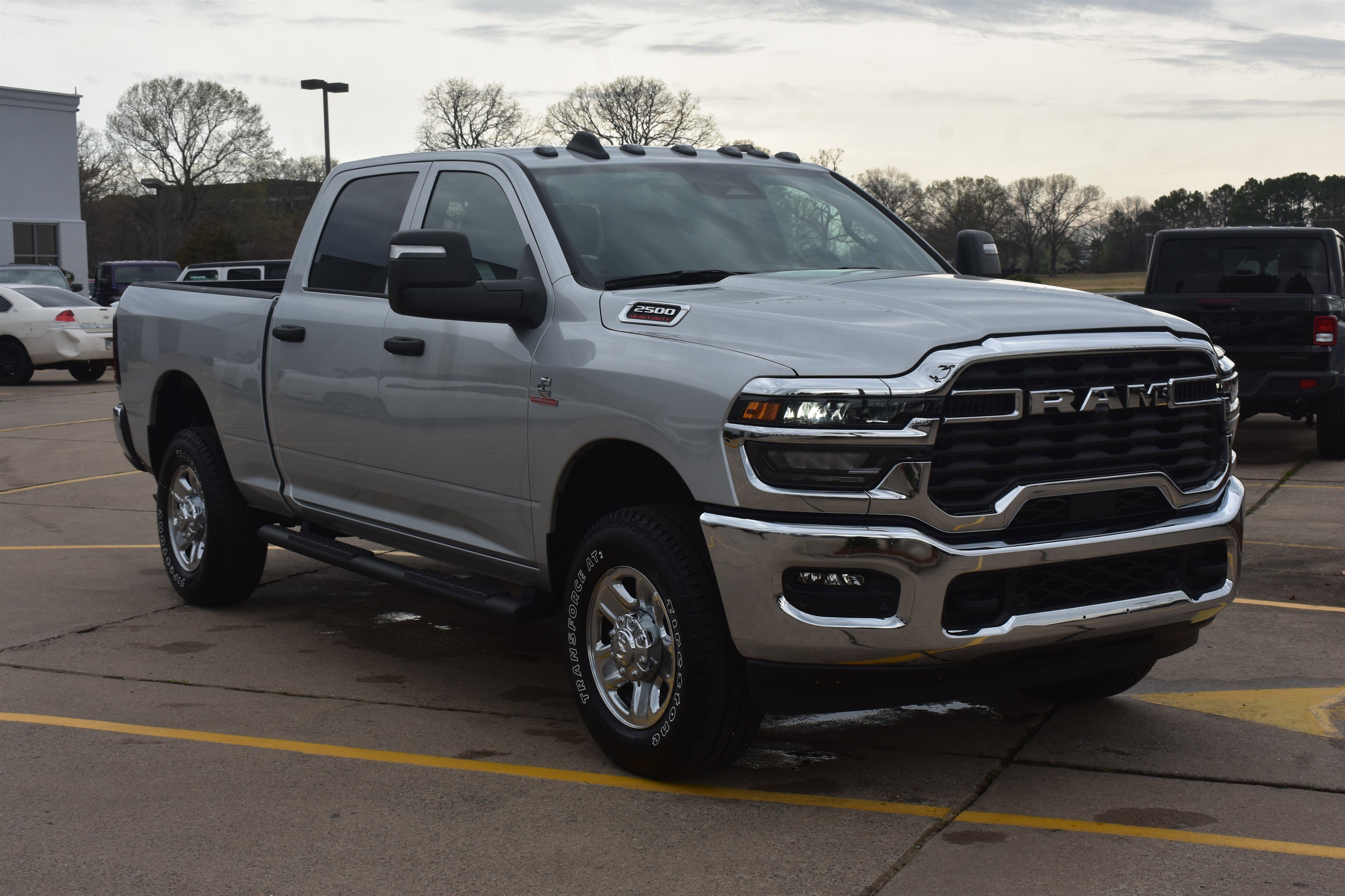 New 2026 Silver-Zynith Exterior Paint RAM Tradesman image 3