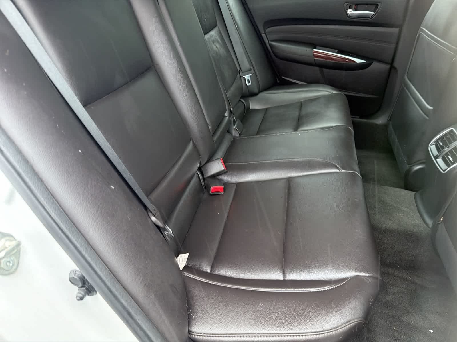 Used 2017 Bellanova White Pearl Acura V6 image 22