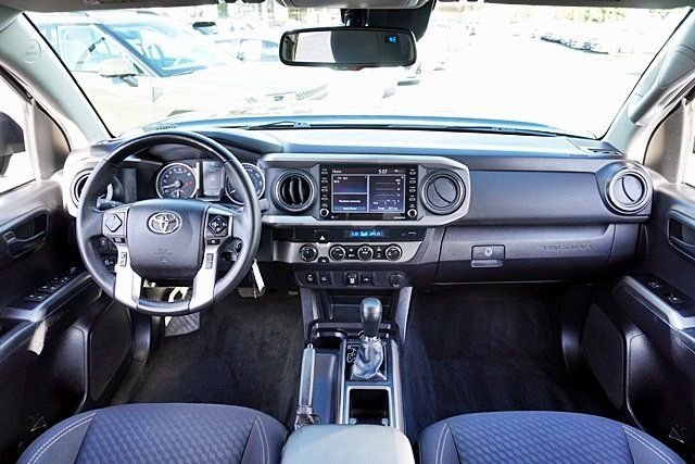 Used 2021 Black Toyota SR5 image 19