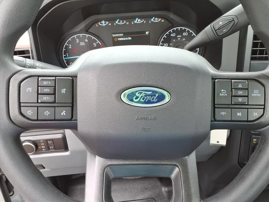 New 2026 Oxford White Ford F-350® XL image 19