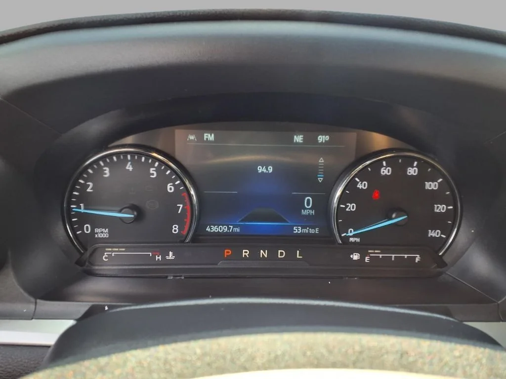 Used 2022 Blue Ford XLT image 16