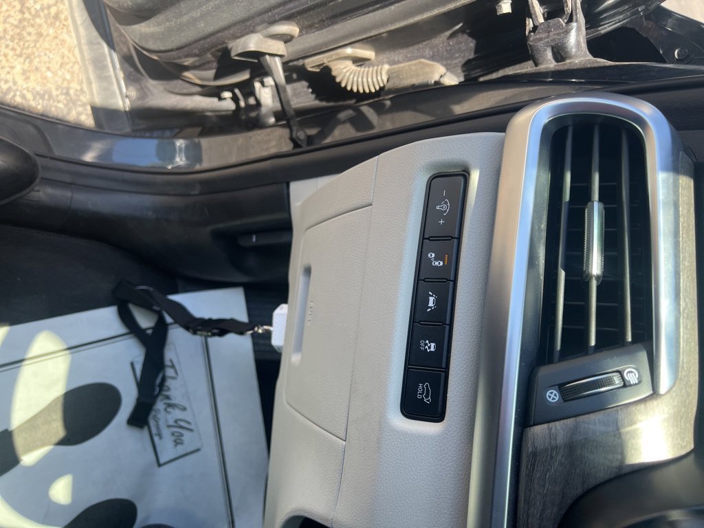 Used 2020 Gray Kia EX image 14