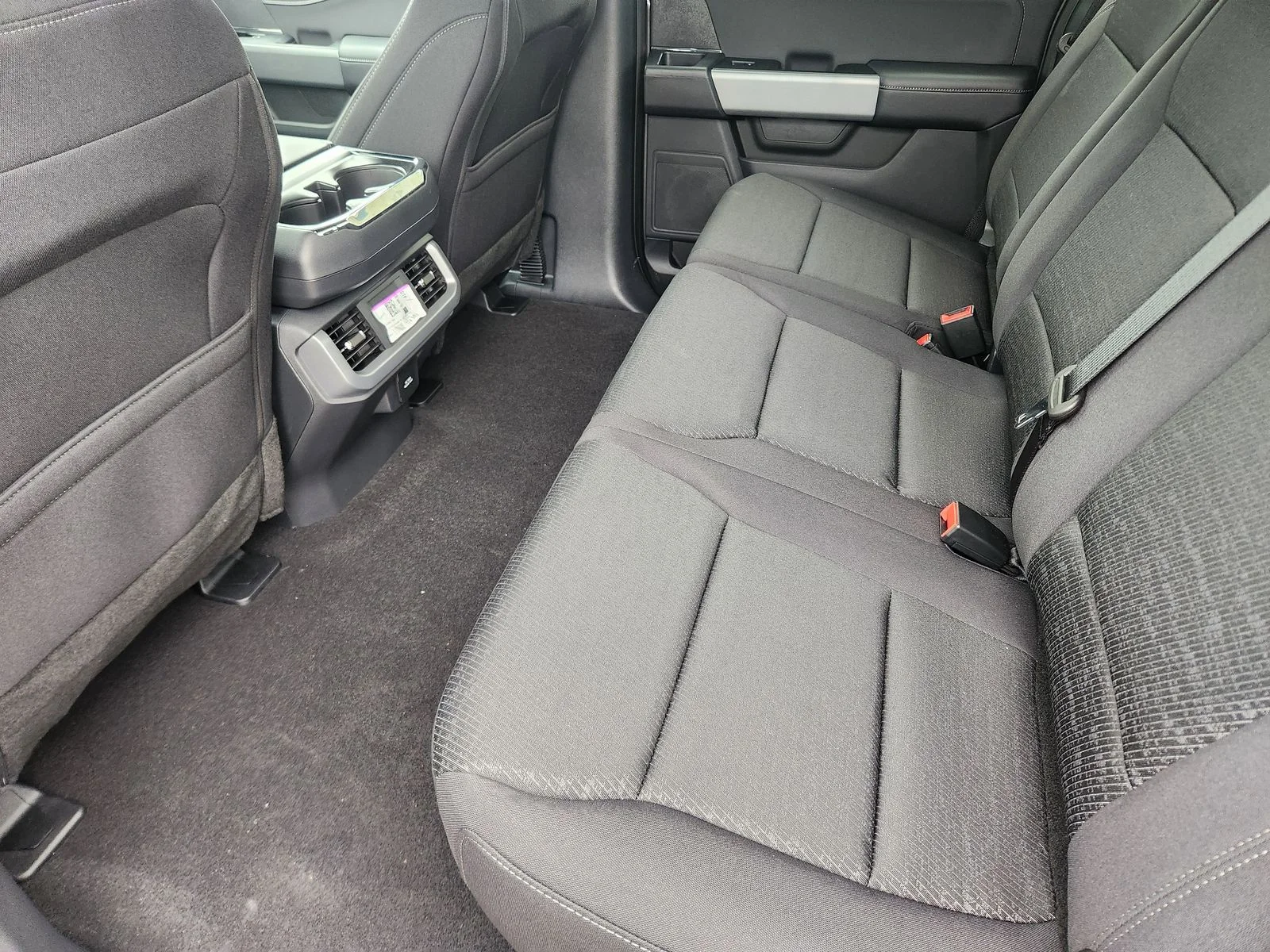 New 2026 Carbonized Gray Metallic Ford XLT image 21