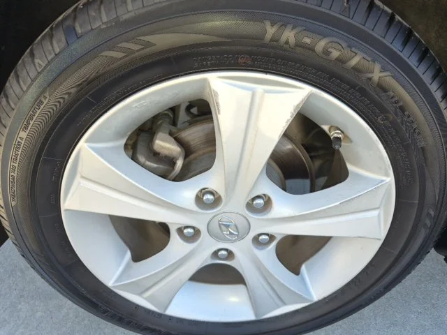 Used 2016 Blue Hyundai Value Edition image 6