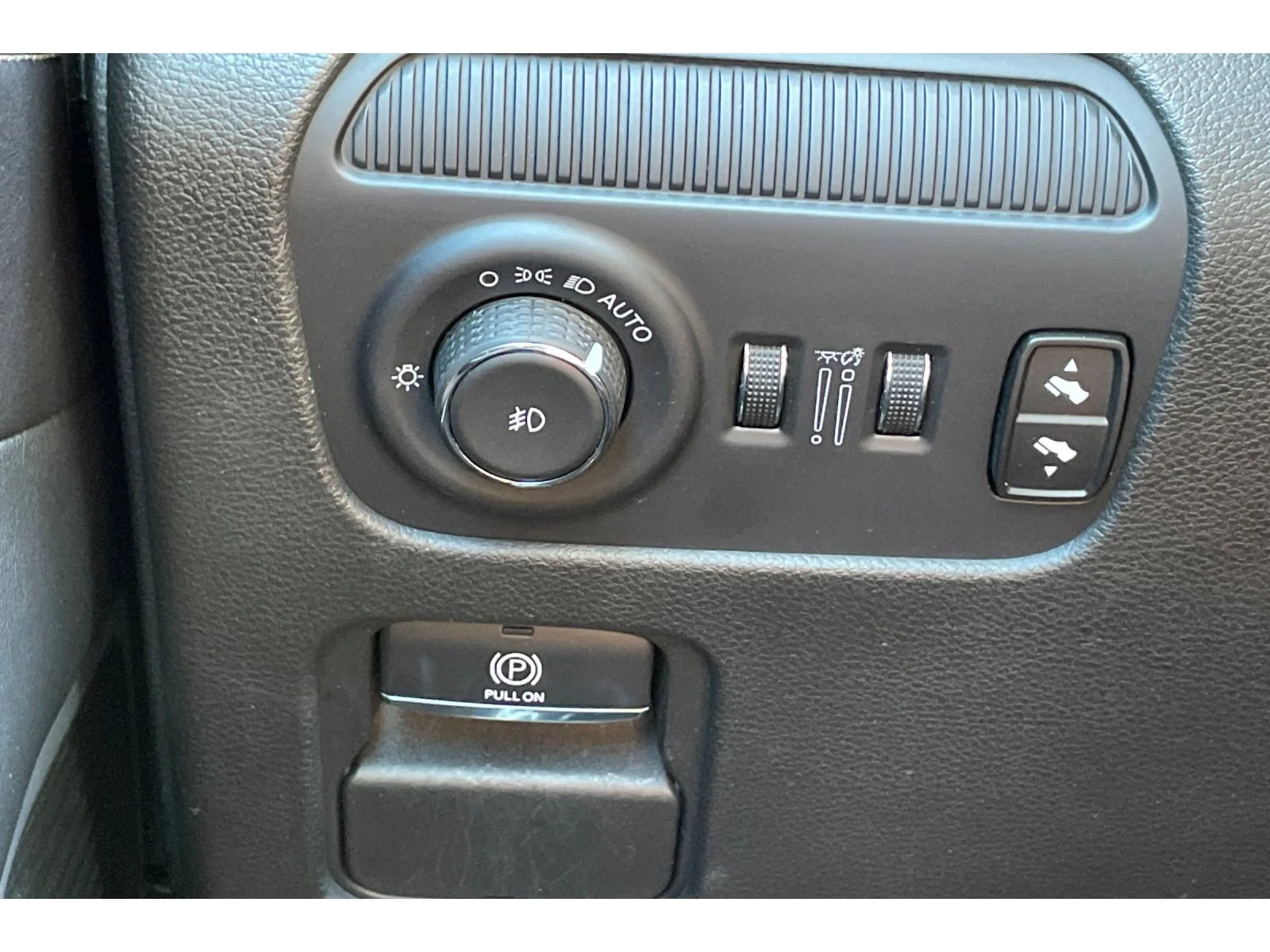 Used 2024 Bright White Clearcoat Jeep Series II image 40