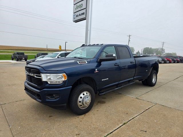Used 2020 Patriot Blue Pearlcoat Ram Lone Star image 3