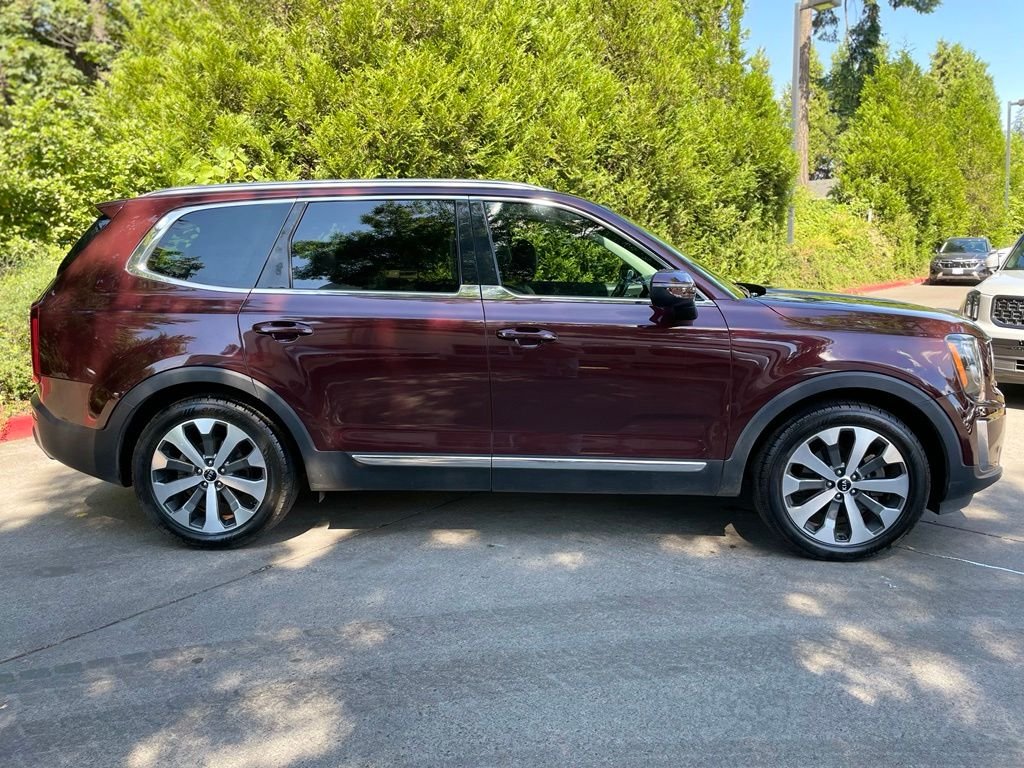 Used 2021 Sangria Kia EX image 3