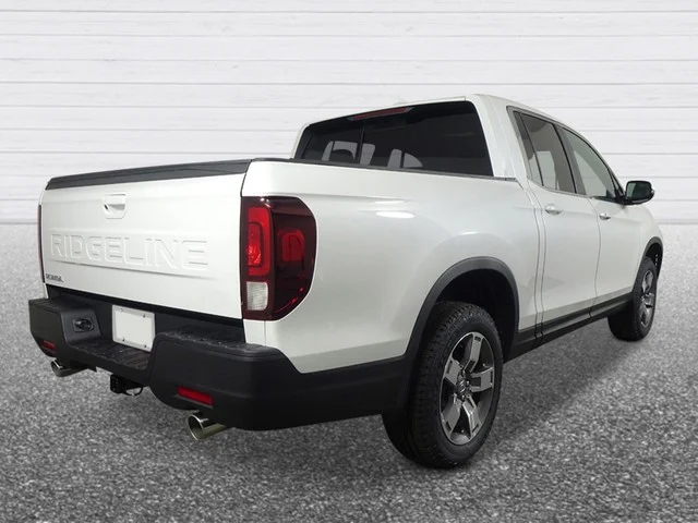 New 2026 Platinum White Pearl Honda RTL image 6