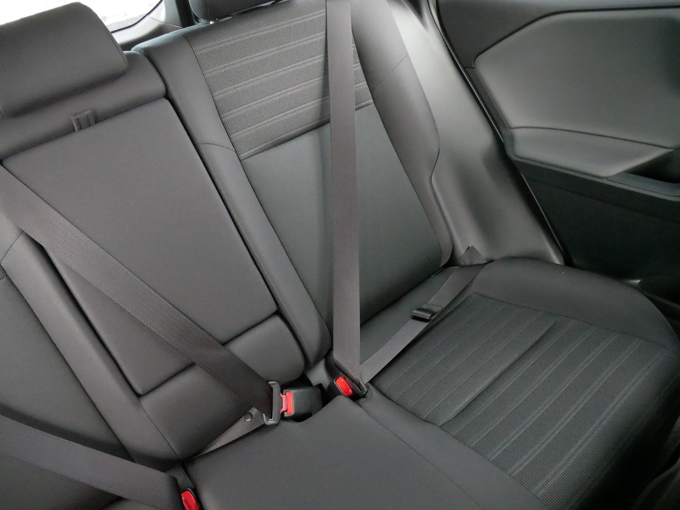 Used 2026 Ice Cap Toyota SE image 14
