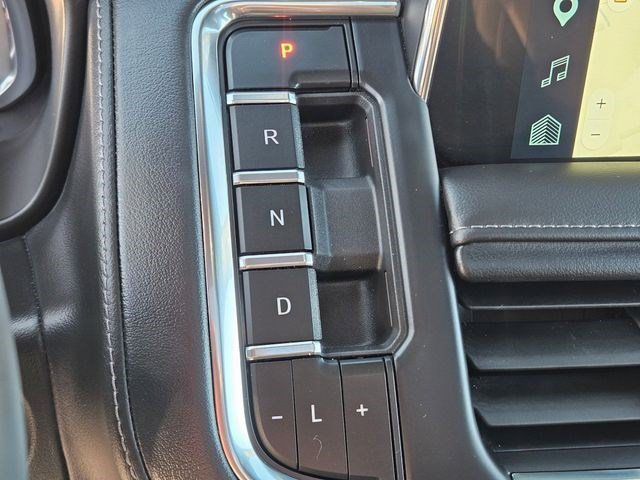 Used 2024 Summit White Chevrolet LT image 28