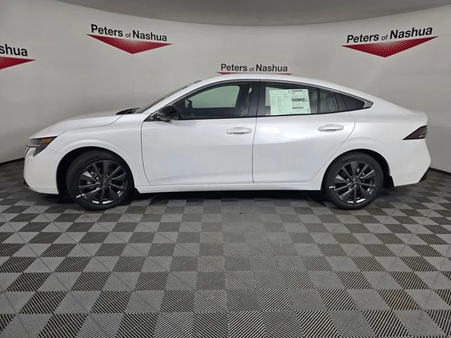 New 2026 Aspen White TriCoat Nissan SL image 5