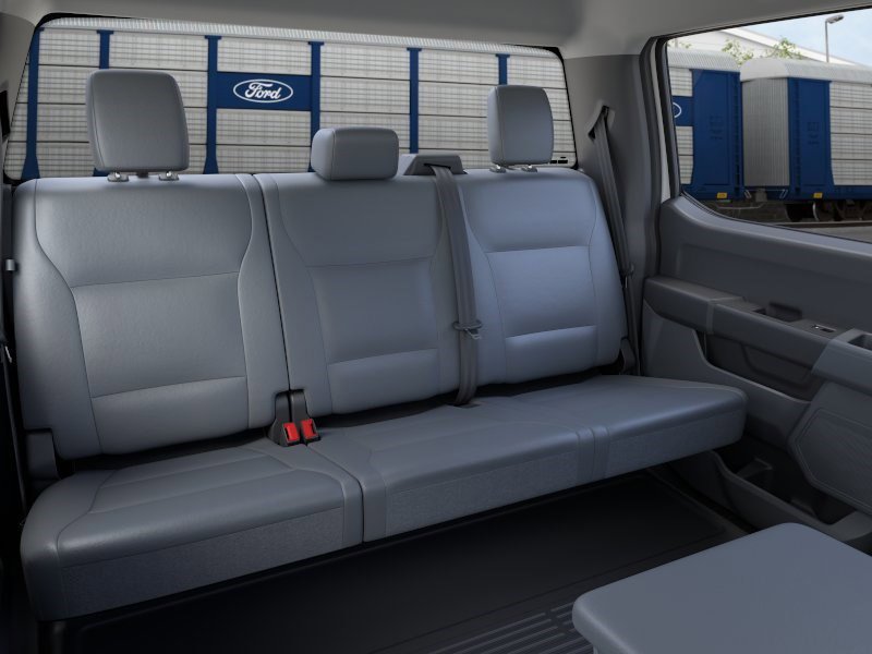New 2026 Oxford White Ford XL image 12