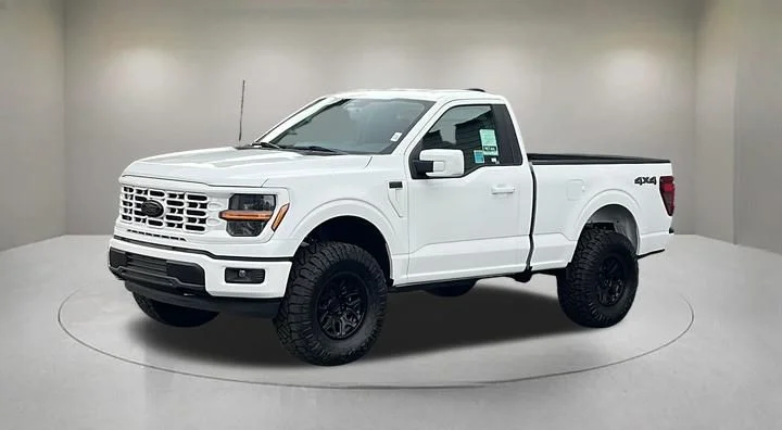 New 2026 Oxford White Ford XL image 2