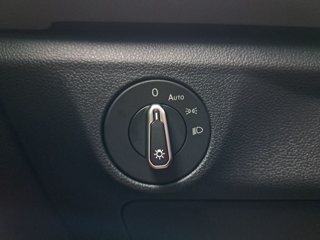 New 2026 Blue Volkswagen 1.5T SE image 23