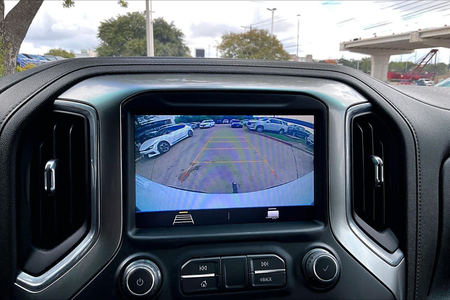 Used 2021 Iridescent Pearl Tricoat Chevrolet LT image 27