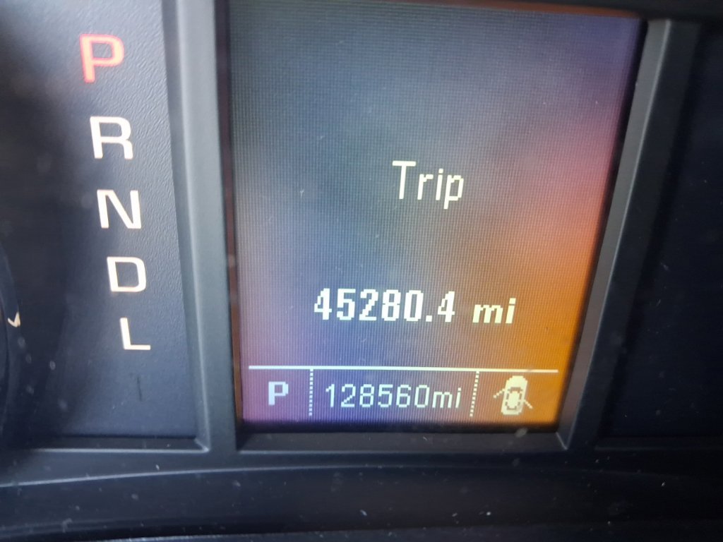 Used 2017  GMC Base image 11