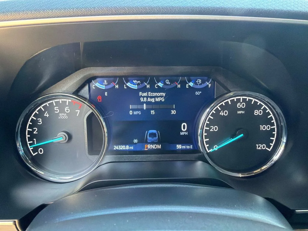 Used 2023 Red Ford XLT image 30