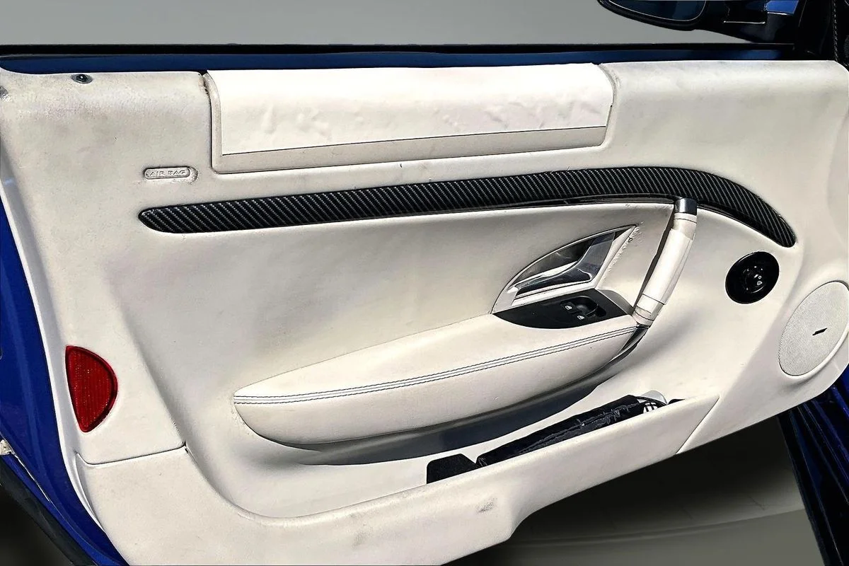 Used 2014 Blue Maserati Sport image 20
