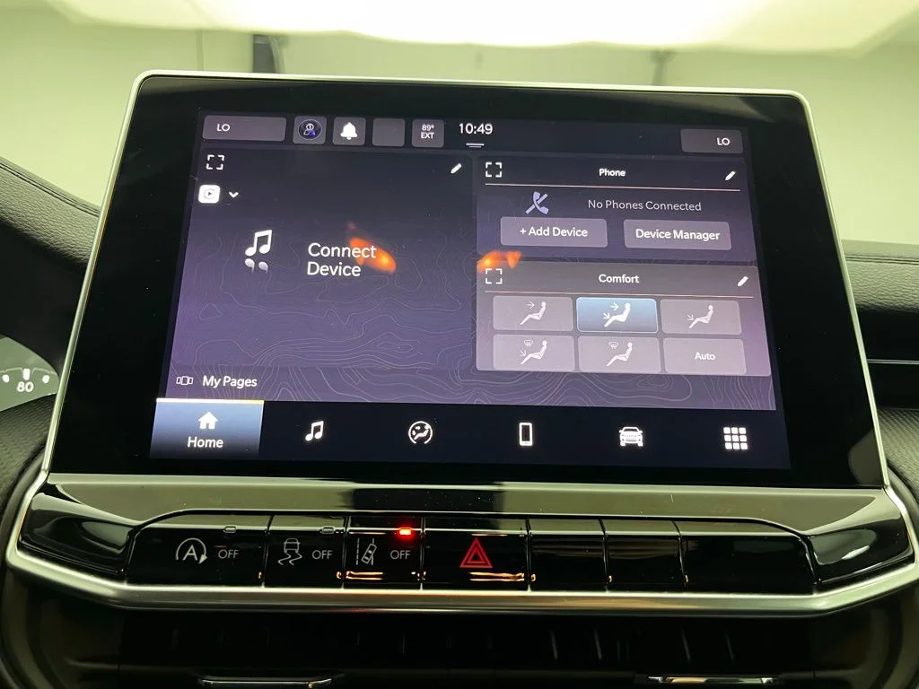 Used 2022 Gray Jeep Trailhawk image 26
