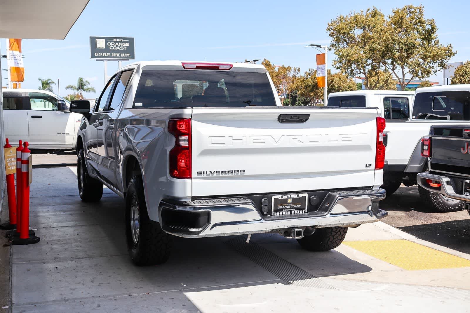 Used 2025 Summit White Chevrolet LT image 5