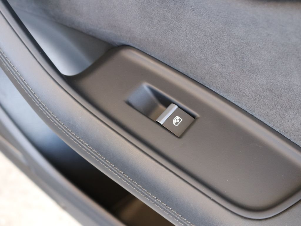 2023 Audi RS Q8 Base - Photo 34