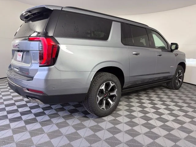 2026 GMC Yukon XL AT4 Ultimate - Photo 7