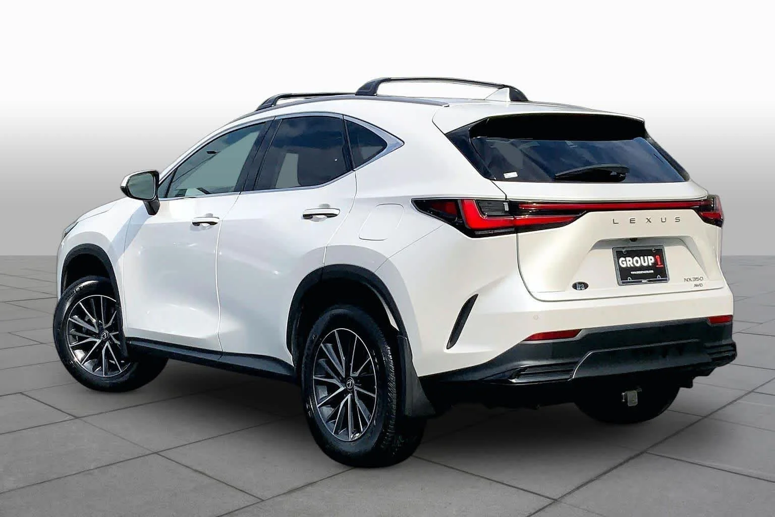 Used 2024 Eminent White Pearl Lexus Premium image 12