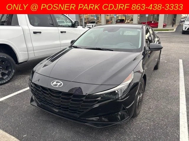 Used 2021 Black Hyundai SEL image 5