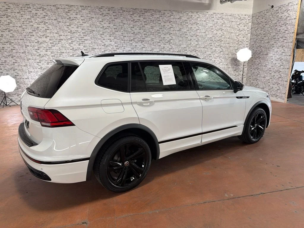 Used 2024 Pure White Volkswagen 2.0T SE R-Line Black image 7