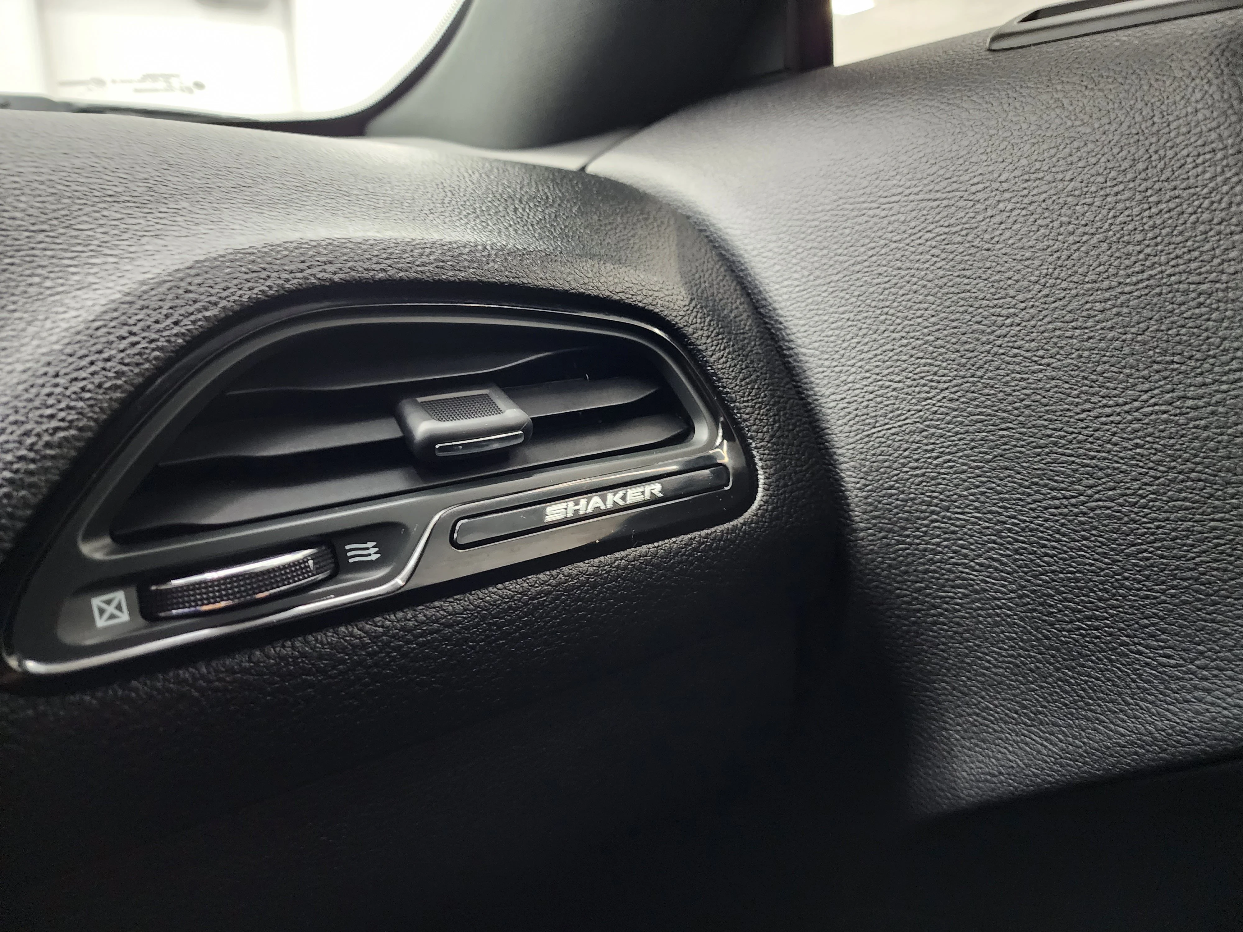 Used 2017 Contusion Blue Pearlcoat Dodge R/T image 13