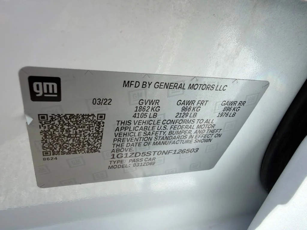 Used 2022 White Chevrolet LT image 26