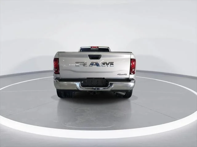 2026 RAM 3500 Tradesman - Photo 7